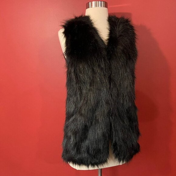 SEBBY COLLECTION Women's Black Vegan Faux Fur Vest - NWT - Picture 2 of 5